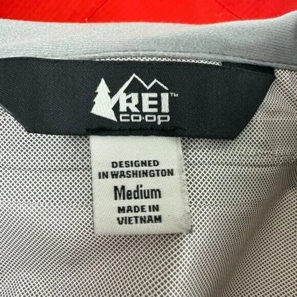 REI Women’s Rainier Rain Jacket, Red, Size M - Picture 7 of 12